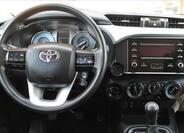 Toyota Hilux 10
