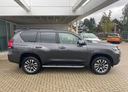 Toyota Land Cruiser 7