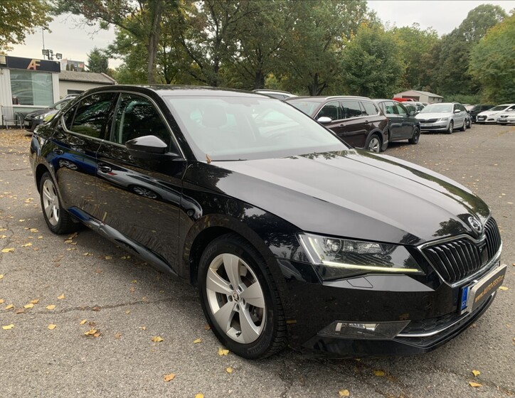 Škoda Superb 3