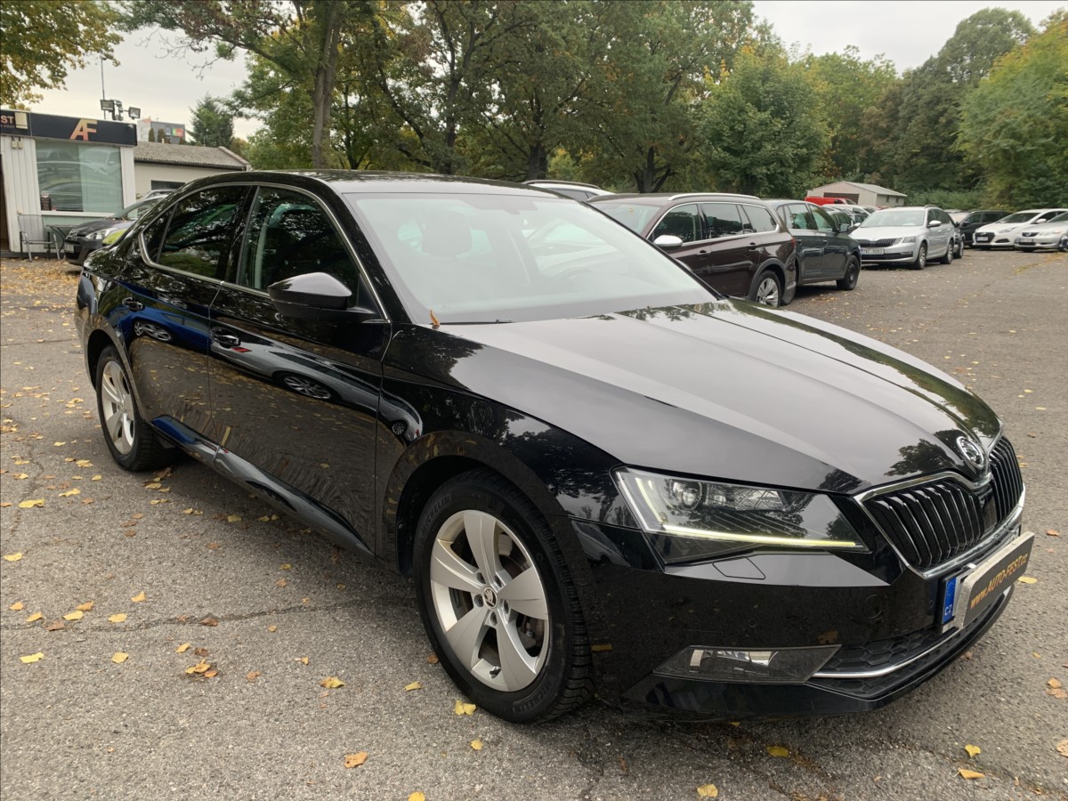 Škoda Superb