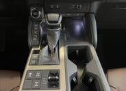 Toyota Land Cruiser 9