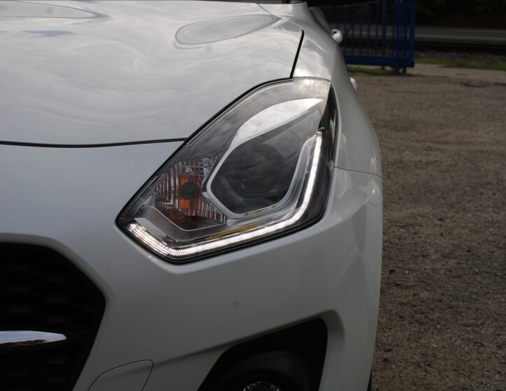 Suzuki Swift 28