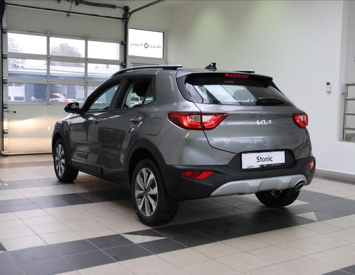 KIA Stonic 6