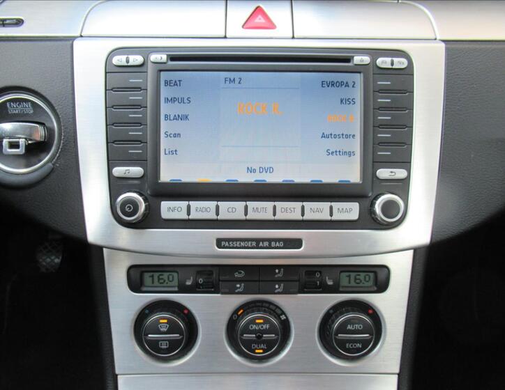 Volkswagen Passat 10