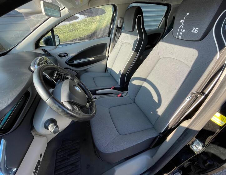Renault ZOE 11