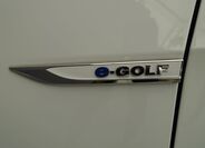 Volkswagen Golf 31