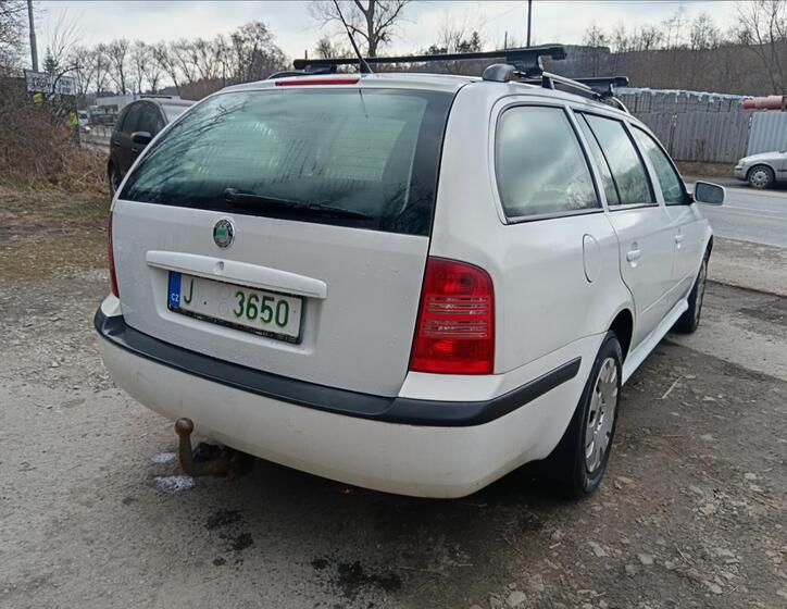 Škoda Octavia 10