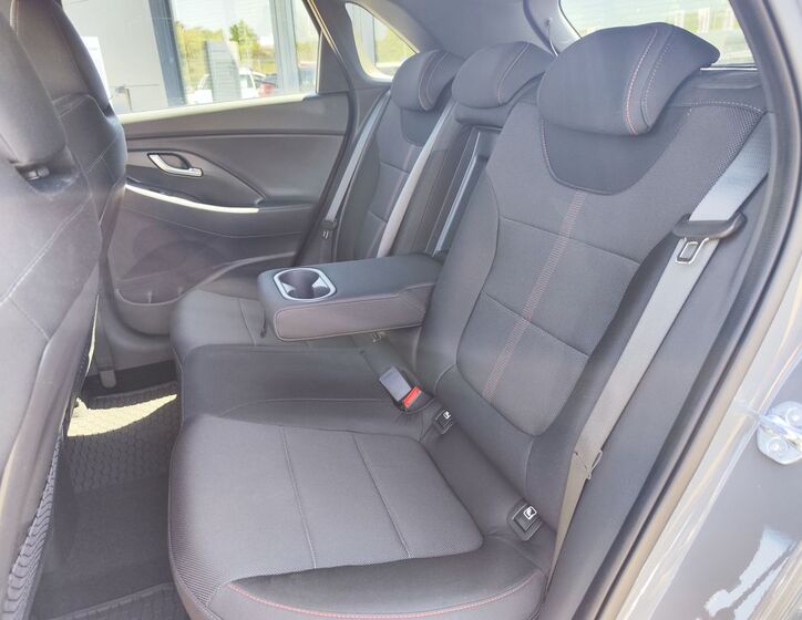 Hyundai i30 10