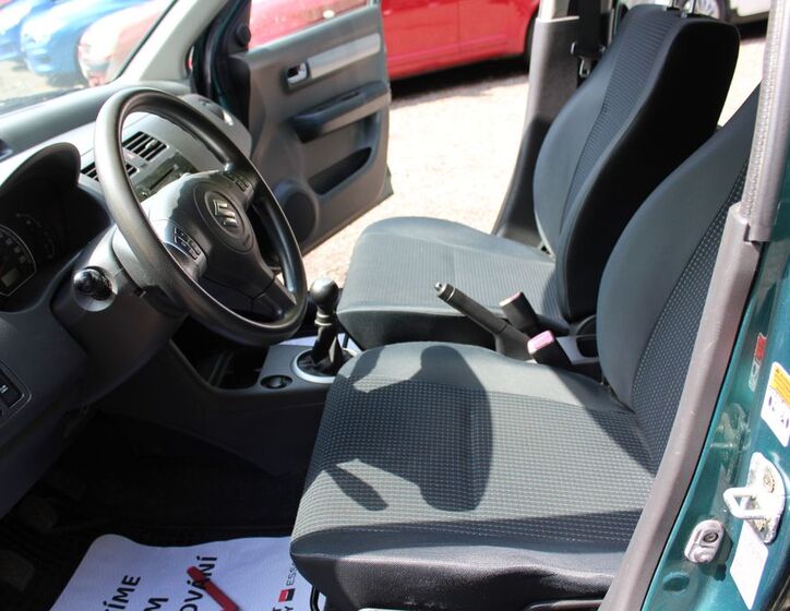 Suzuki Swift 18