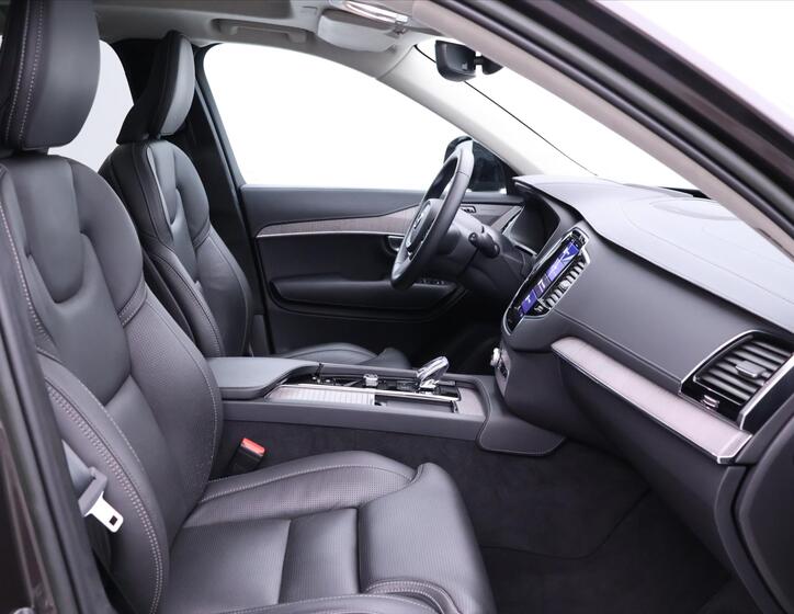 Volvo XC90 52
