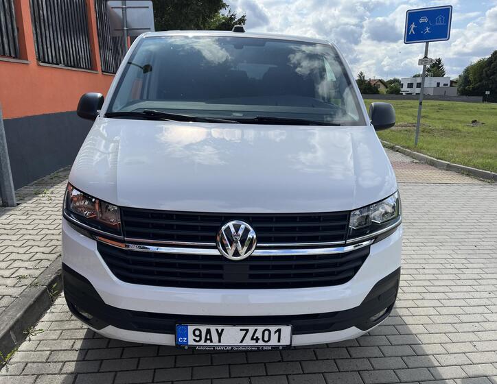 Volkswagen Caravelle 3