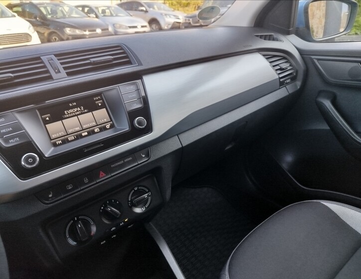 Škoda Fabia 19