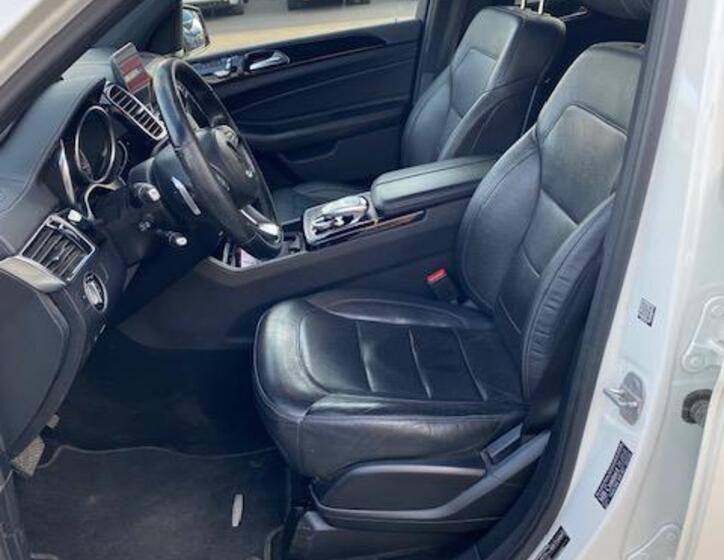 Mercedes-Benz GLS 7