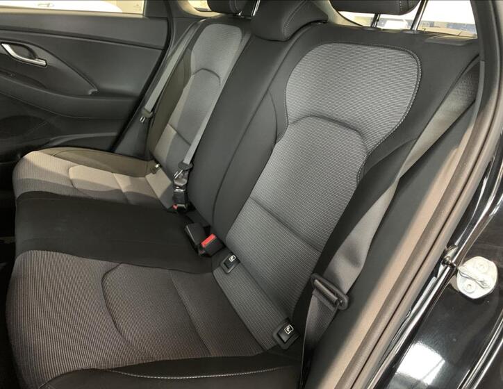 Hyundai i30 14