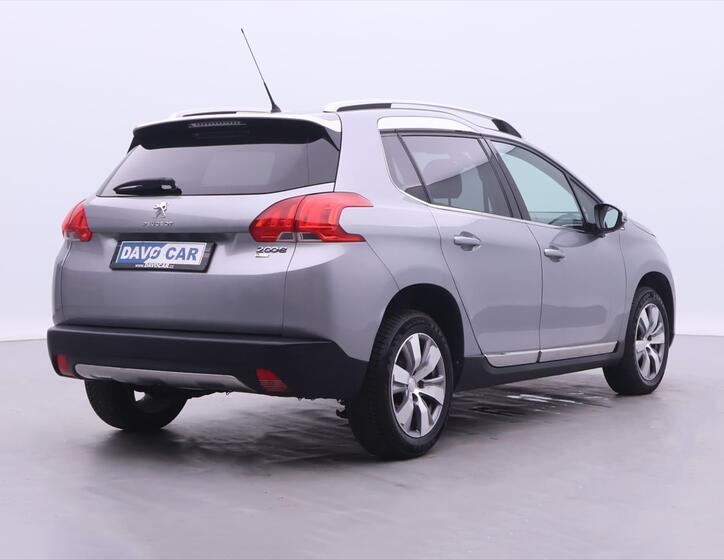 Peugeot 2008 7