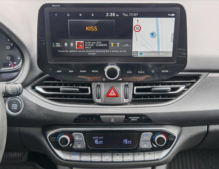 Hyundai i30 23