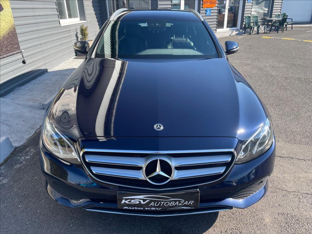 Mercedes-Benz Třídy E 4