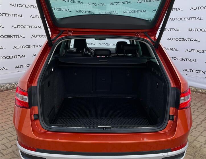 Škoda Superb 10
