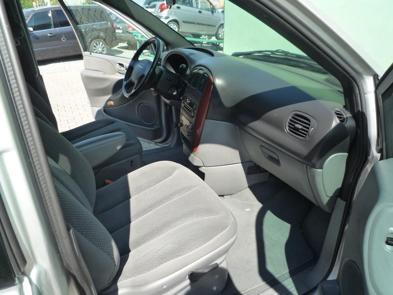 Chrysler Voyager