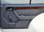Mercedes-Benz 124 30
