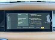 Land Rover Defender 25