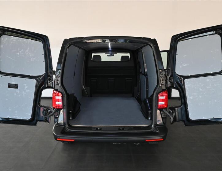 Volkswagen Transporter 6