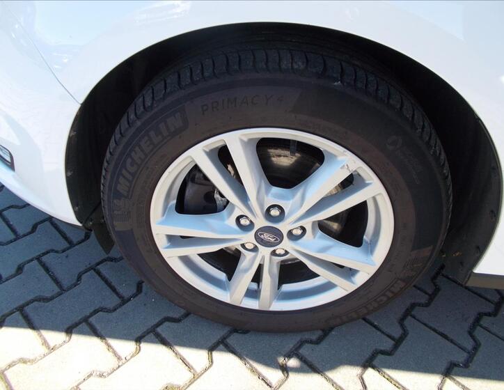 Ford Galaxy 6