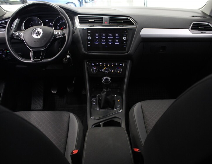 Volkswagen Tiguan Allspace 9