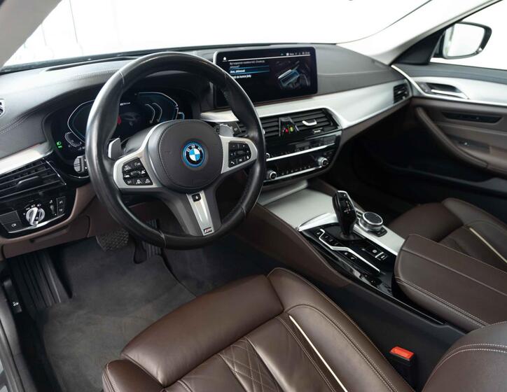 BMW Řada 5 12