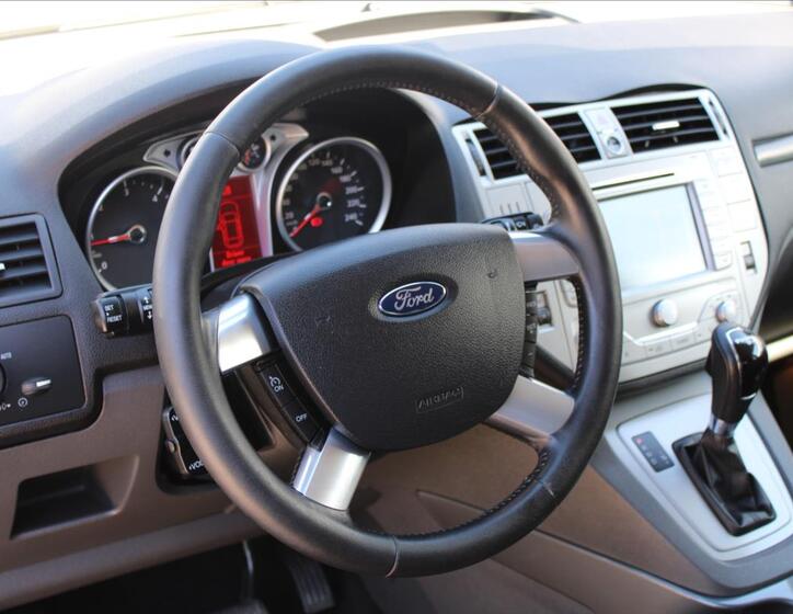 Ford Kuga 24