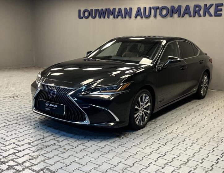 Lexus ES 300h 1