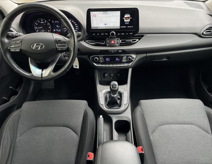 Hyundai i30 10