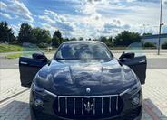 Maserati Levante 6