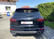 Porsche Cayenne 4