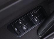 Volkswagen Golf 17
