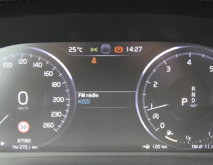 Volvo XC40 13