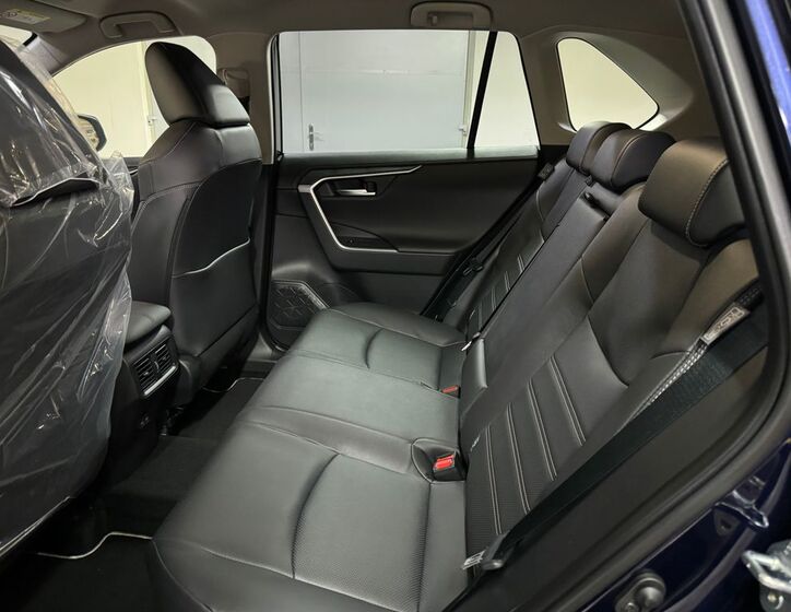 Toyota RAV4 10