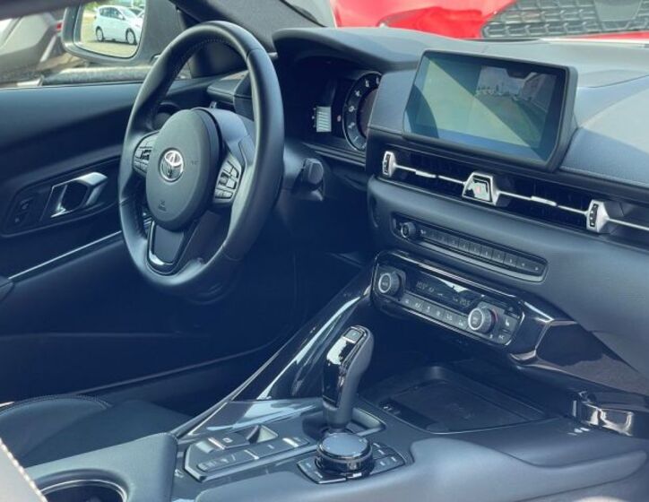 Toyota Supra 26