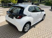 Toyota Yaris 6