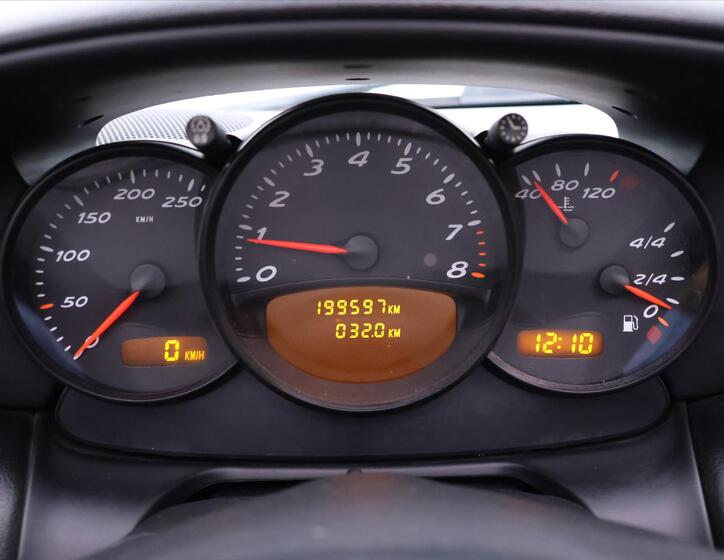 Porsche Boxster 24