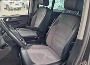 Volkswagen Multivan 16