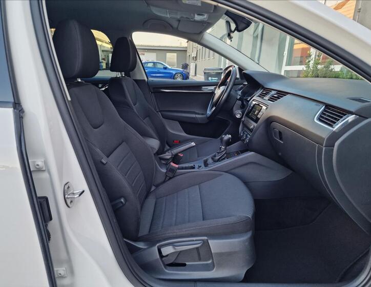 Škoda Octavia 14