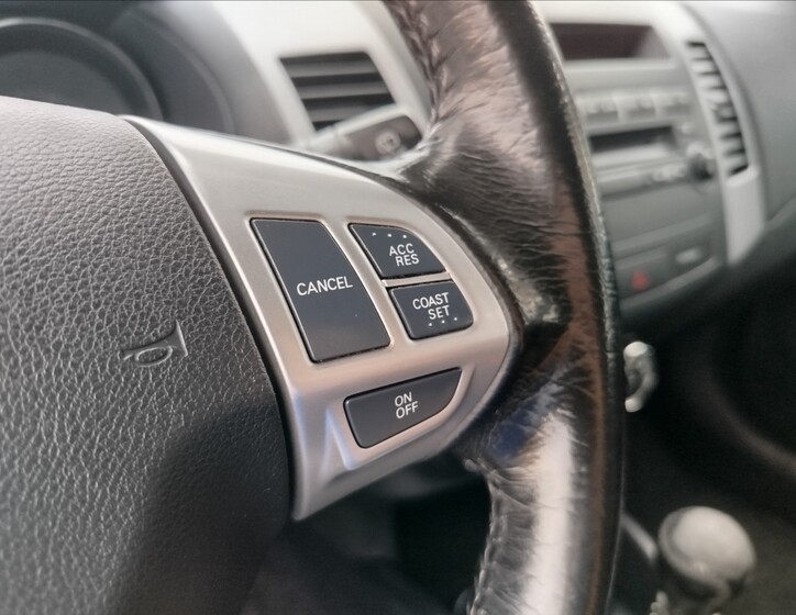 Citroën C-Crosser 20