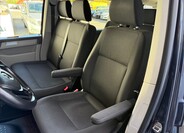 Volkswagen Caravelle 10