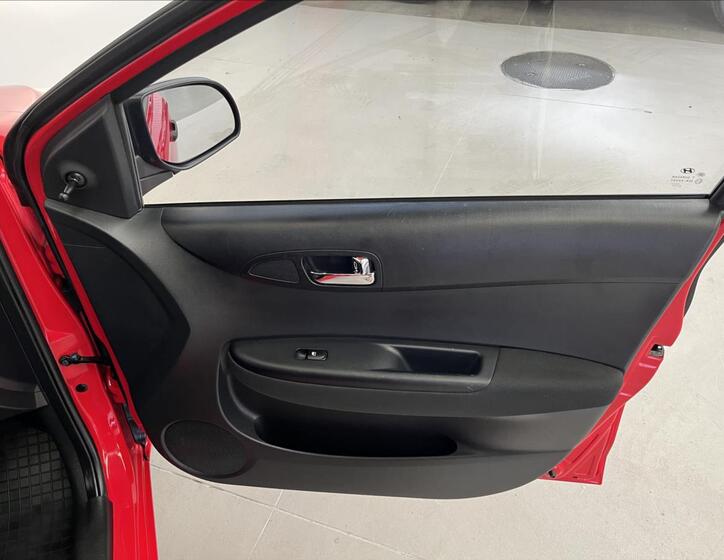 Hyundai i20 19