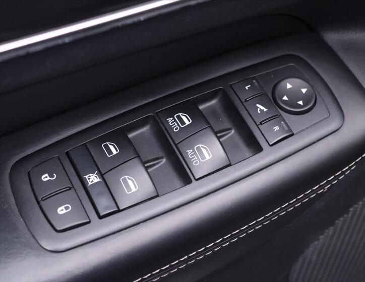 Jeep Grand Cherokee 18