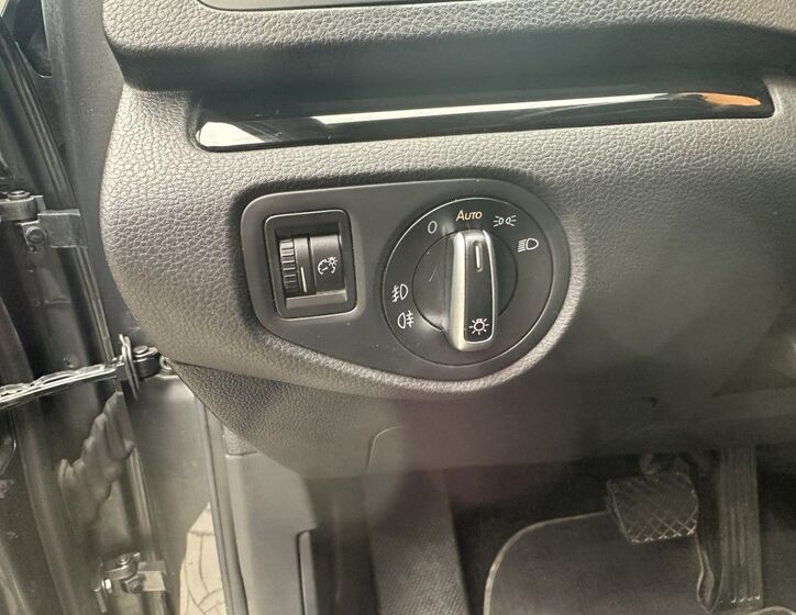 Volkswagen Sharan 16