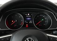 Volkswagen Passat 13