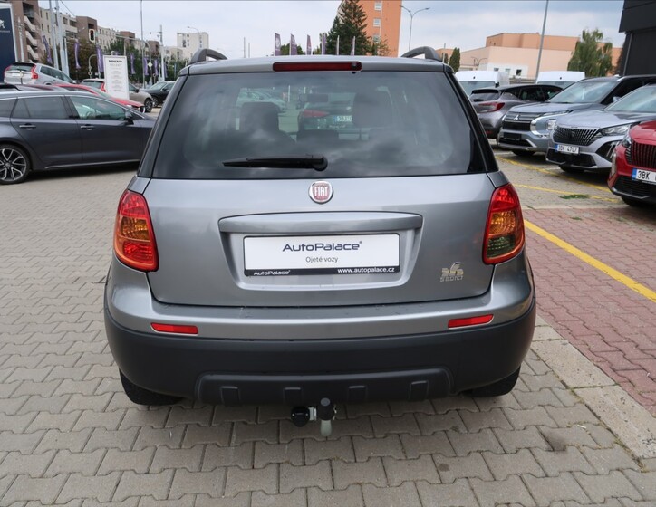 Fiat Sedici 5