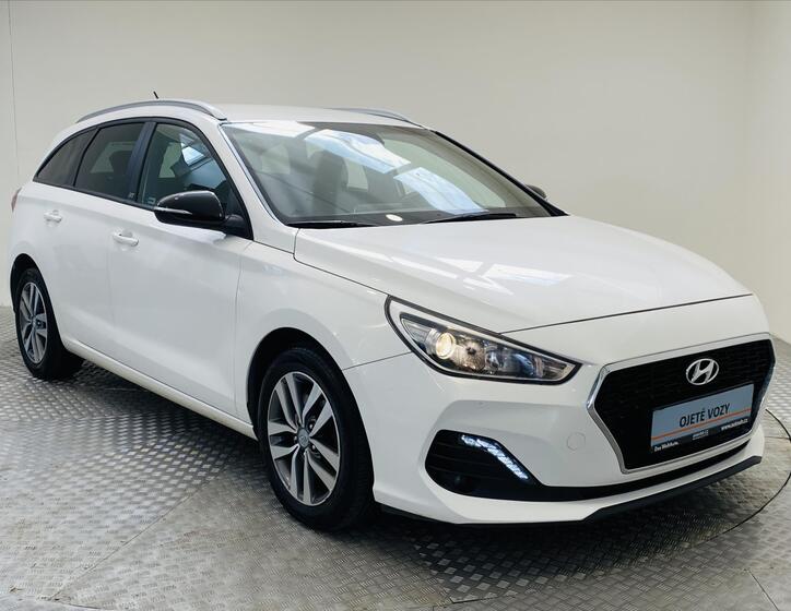 Hyundai i30 23